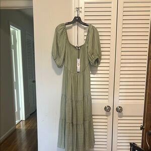 Elegant Green Tiered Dress